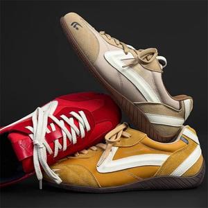 Zapatillas Deportivas Vintage Rojas para Hombre y Mujer, Transpirables, Cómodas, con Cordones, de Perfil Bajo, Casuales, para Deportes al Aire Libre y Running - Product Image 3