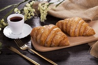Nouvelle ligne de production de croissants entièrement automatique à fonctionnement simplifié, laminoir à pâte, traitement de la farine, haute capacité 12000-20000 pièces, 220/380V