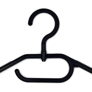 360-Grad-Drehhaken Schwarzer Kunststoff-Kleiderbügel Rutsch fester Wäsche ständer Kleiderbügel für Anzug hemd Krawatten mantel - Product Image 3
