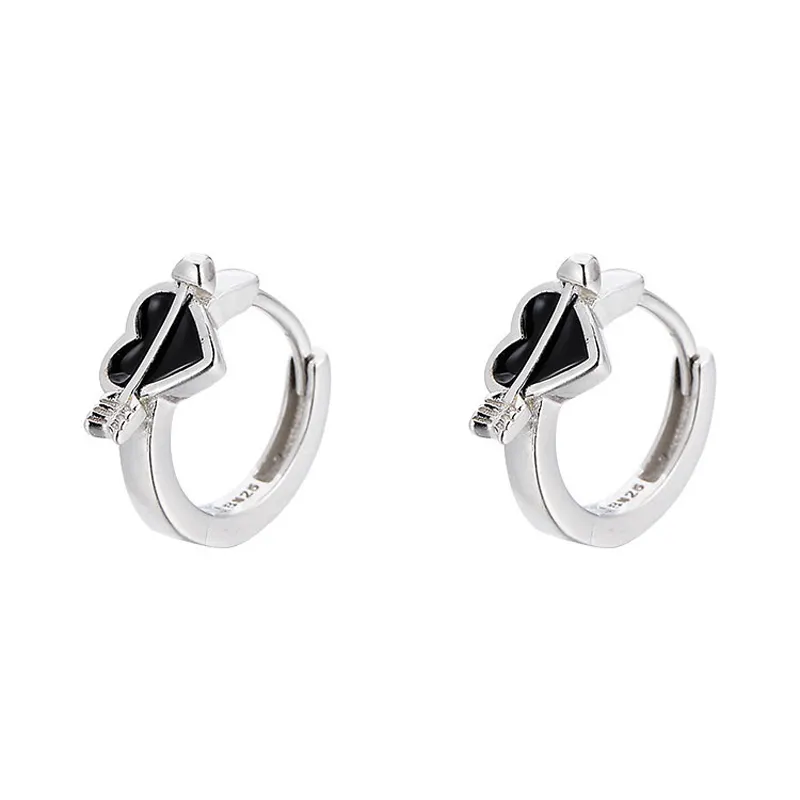 Женские серьги-кольца с черными каплями