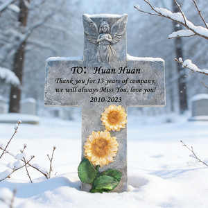 Placa Conmemorativa de Resina Personalizable con Cruz - Nombre/Fecha/Cita Grabable, Diseño de Ángel y Girasol, Ideal para Decoración de Jardín - Product Image 5