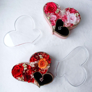 Boîte à bijoux en roses <span class=keywords><strong>éternel</strong></span>les en gros avec couvercle en acrylique en forme <span class=keywords><strong>de</strong></span> cœur, coffret cadeau <span class=keywords><strong>de</strong></span> roses <span class=keywords><strong>éternel</strong></span>les, fourniture d'usine OEM pour la Fête des Mères - Product Image 5