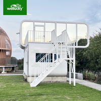 Unidad de Alojamiento Prefabricada Tipo Cabaña Apple para Complejos Turísticos, con Ventanas Panorámicas y Espacio Exterior para Vivir al Aire Libre