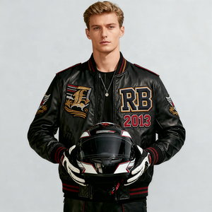 جاكيت سباق كلاسيكي من الجلد الصناعي مع رقع مطرزة وتصميم متعدد الألوان وياقة عالية وسحاب للرجال - Product Image 1