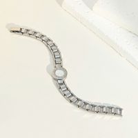 Bracelet en acier inoxydable étanche, à chiffres romains, tendance et très vendu à l'international, pour couples en Europe et en Amérique.