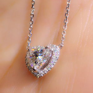 Collana con Ciondolo a Cuore per Donne, Semplice Accessorio Quotidiano, Catena per Clavicola - Product Image 2