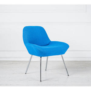 Tulia Poltrona Moderna Ufficio Pediatesta Regolabile in Vera Pelle con Telaio in Ferro Sedia impilabile per Uso Ospedale a Casa Scuola - Product Image 1