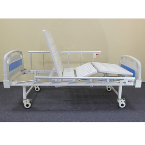 Cama Hospitalaria Manual para Cuidado en el Hogar con Mosquitero y Respaldo Ajustable para la Comodidad de Pacientes Mayores en Clínicas Rurales - Product Image 1