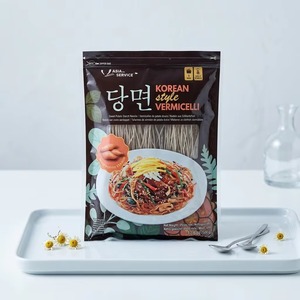<span class=keywords><strong>Nouilles</strong></span> froides <span class=keywords><strong>de</strong></span> vermicelles <span class=keywords><strong>de</strong></span> riz à base d'amidon <span class=keywords><strong>de</strong></span> <span class=keywords><strong>patate</strong></span> <span class=keywords><strong>douce</strong></span> halal, en vrac, grosses fibres, 500g - Product Image 1