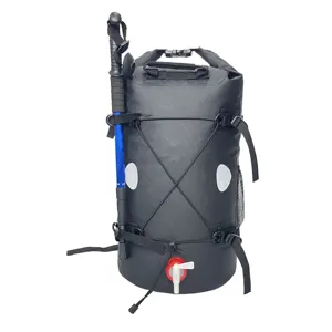 Mochila impermeável portátil Duche de acampamento Saco de água com válvula para acampar, viagem, mochila, caminhadas e emergência
