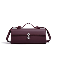 Sac à main vintage 1881 pour femme, sac à bandoulière rectangulaire fin avec poignée supérieure, fermoir métallique et sangle amovible