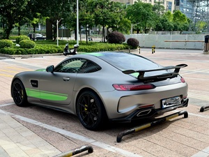 Kit carrosserie large pour Mercedes-Benz AMG GT GTS : Améliorez votre véhicule avec des pare-chocs <span class=keywords><strong>avant</strong></span> et arrière, des jupes latérales et des ailes de style GTR - Product Image 3