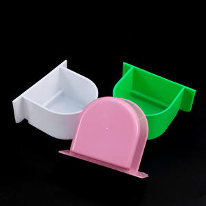 Toptan kuş kafesi aksesuarları plastik <span class=keywords><strong>Pet</strong></span> kuş besleyici papağan güvercin besleme fincan asılı içme yiyecek kasesi kuş kafesi besleyici - Product Image 2