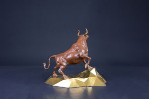 งานประติมากรรมรูปวัวทองเหลือง งานฝีมือศิลปะแบบกำหนดเอง งานประติมากรรมทองสัมฤทธิ์ทาสี ของตกแต่งสไตล์จีน ขนาดเท่าตัวจริง - Product Image 3