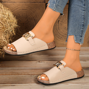 Sandales plates d'été confortables en liège avec boucle métallique pour femmes, idéales pour la plage et les loisirs (vente en gros) - Product Image 4