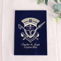 Kartu akrilik hitam mewah Modern RSVP undangan pernikahan Navy Blue Velvet sampul keras dengan cap panas bahan kertas Foil emas