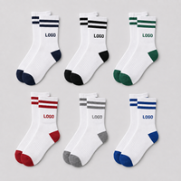 Chaussettes de sport de haute qualité pour équipes, respirantes, avec soutien de la voûte plantaire et coussinets, idéales pour l'entraînement