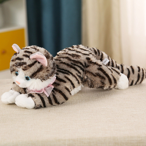 Peluche de <span class=keywords><strong>chat</strong></span> réaliste à poils longs et duveteux avec son couinement, jouet en peluche animal idéal <span class=keywords><strong>comme</strong></span> cadeau - Product Image 3