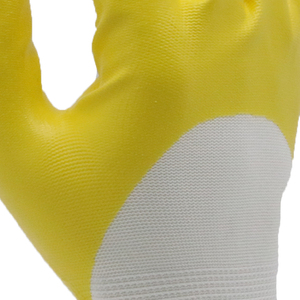 Guantes de Trabajo de Seguridad MaxiTough 13G de Poliéster con Recubrimiento de Nitrilo Liso para Protección Industrial de las Manos - Product Image 3