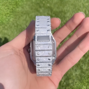 Reloj de Lujo para Mujer, de Acero Inoxidable con Diamantes, Caja Cuadrada, Movimiento Mecánico, Cierre Oculto de Botón, Esfera de 41 mm, Correa de 20 mm - Product Image 2