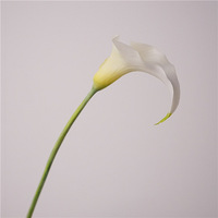 Nouvelles fleurs artificielles en caoutchouc souple, type Calla Lily néerlandaise, aspect naturel, fabriquées à la main en Chine, pour mariage, Pâques, décoration intérieure