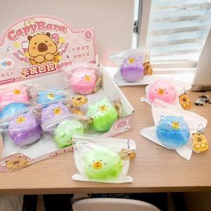 En stock : Jouet anti-stress Capybara mignon à remontée lente, super doux au toucher, balle à presser pour enfants, vente en gros en boîte - Product Image 2
