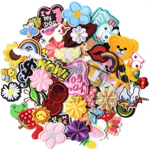 Nonwoven Felt Chenille Embroidered Iron-<b>On</b> <b>Patches</b> 60-Piece Random Assorted Eco-Friendly DIY Accessories for Hats Flower Heart - Product Image 3