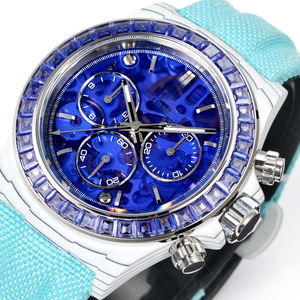 Montre de luxe haut de gamme en saphir avec surface transparente pour visualiser le mouvement, montre exclusive pour les événements formels - Product Image 3