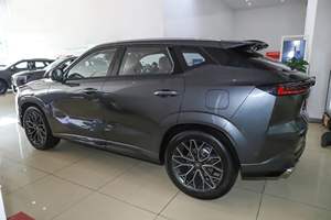 Nuevo Changan UNI-Z 2025 500Bar DCT FWD SUV Compacto con Distancia entre Ejes de 2750 mm - Product Image 4