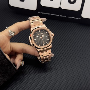 <span class=keywords><strong>Reloj</strong></span> de Lujo <span class=keywords><strong>Citizen</strong></span> para <span class=keywords><strong>Hombre</strong></span>, de Cuarzo, con Correa de Acero Inoxidable Dorado, Esfera de Cristal, Resistente al Agua, Luminoso, con Indicador de Fecha y Día de la Semana - Product Image 2
