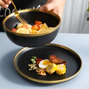 Services <span class=keywords><strong>de</strong></span> Table Nordiques Créatifs Noirs et Or pour la Maison et les Fêtes – Bols à Soupe, Assiettes et Cuillères en Porcelaine Céramique - Product Image 5
