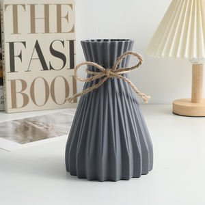 Factory Price High Quality <strong>Folded</strong> Shape <strong>Plastic</strong> Flower <strong>Vase</strong> For Wedding Indoor Home Decor - Product Image 2