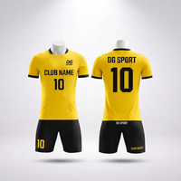 Jersey Sepak Bola Custom Langsung dari Pabrik - Sampel Gratis Tersedia Kain Polyester Cepat Kering, Bernapas, dan Nyaman untuk Semua Musim