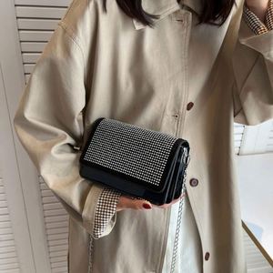 Bolso de Hombro Tipo Bandolera con Pedrería para Mujer, Nuevo Modelo de Verano, Versátil, Lleno de Diamantes, para Llevar Bajo el Brazo, Bolso de Moda - Product Image 4