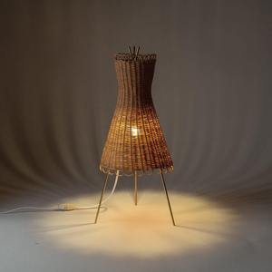 Lampe de table en rotin faite à la main, ampoule à incandescence E27, commande par interrupteur, pour salon, chambre à coucher, lumière décorative - Product Image 3