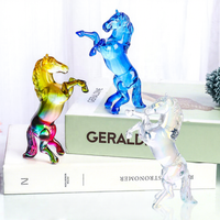 Ornements en verre cristal en forme de cheval Tang colorés, directement de l'usine, pour salon et bureau, idéal pour l'inauguration et les cadeaux de pendaison de crémaillère