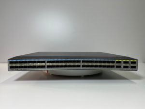 ใช้สวิตช์ Hua Wei CE6851-48S6Q-HI CE6800 ซีรี่ส์ 48 พอร์ต 10G SFP +, สวิตช์ 40GE QSFP + 6 พอร์ต - Product Image 4