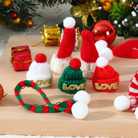 Mini pendentif décoratif de Noël rouge vert poupée Cactus scène de vacances décoration de scène de vacances avec Mini chapeau et écharpe