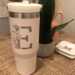 Bouteille d'eau isotherme en acier inoxydable avec logo personnalisé, 30oz/20oz, avec paille réutilisable, maintien thermique 12-24 heures pour le camping - Product Image 6