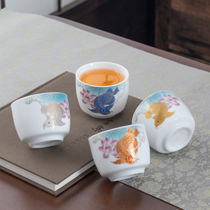 Service à thé en porcelaine blanche de style chinois Pu Yu, motif dragon doré, 4 pièces avec boîte cadeau, pour la maison et les cadeaux - Product Image 2
