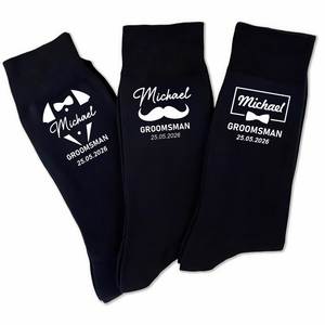 Chaussettes de mariage personnalisées pour hommes, chaussettes pour le marié et les garçons d'honneur, chaussettes amusantes pour fiancés et demande en mariage - Product Image 1