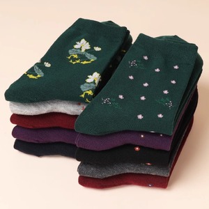 Zhuji Women's Crew Socks Mid-Calf Jacquard Floral Pattern Anti-Bacterial For Spring Autumn Elderly Mothers - Product Image 4