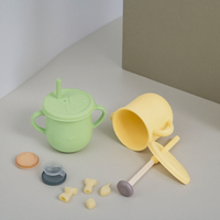 Ensemble de gobelets d'apprentissage multifonctionnels en silicone pour enfants et bébés avec couvercles ou pailles pour l'alimentation et les collations, âges 1-4