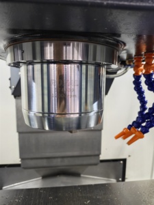 <span class=keywords><strong>Centro</strong></span> di Lavorazione Verticale Premium VMC1160 con Controllo CNC Fanuc e Funzionalità Automatiche per Inserti di Stampi e Parti di Precisione su Piccola Scala - Product Image 5