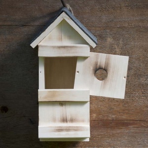 Caja de Anidación de Madera 3 en 1 con Paneles Frontales Intercambiables para Diversos Pájaros de Jardín - Product Image 2