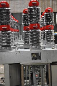 <span class=keywords><strong>Disjoncteur</strong></span> extérieur <span class=keywords><strong>tripolaire</strong></span> à gaz SF6 triphasé 30KV 33KV 35KV 36KV 630A 1250A 1600A Haute Tension Sectionneur 3 Pôles - Product Image 5