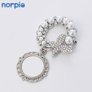 Broche Decorativo para Ramo <span class=keywords><strong>de</strong></span> Novia, Diseño DIY para el Día <span class=keywords><strong>de</strong></span> San Valentín, Broche <span class=keywords><strong>de</strong></span> Mariposa con Perla para Sublimación, para Fotos - Product Image 1