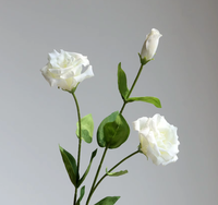 Bunga Lisianthus Buatan PVC Gaya Pastoral Mewah Imitasi Tangkai Tunggal 3 Cabang Melembapkan Udara untuk Dekorasi Dalam Ruangan Pernikahan