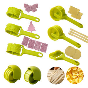 Coupe-pâte de cuisine, ustensiles de pâtisserie, moule à gâteau, nouilles, arbre de Noël, papillon, <span class=keywords><strong>pizza</strong></span>, fondant, cookie, rouleau à découper - Plastique résistant à la chaleur - Product Image 1