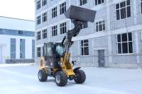 Fabricant chinois fiable Wolf Equipment Mini780TT Chargeuse sur pneus articulée avec flèche télescopique